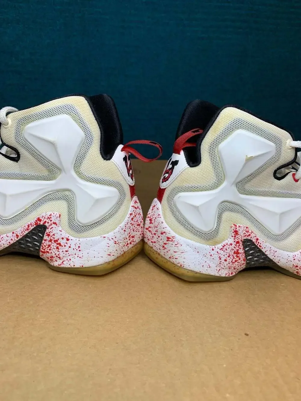 Lebron James Friday The 13th Size 5Y